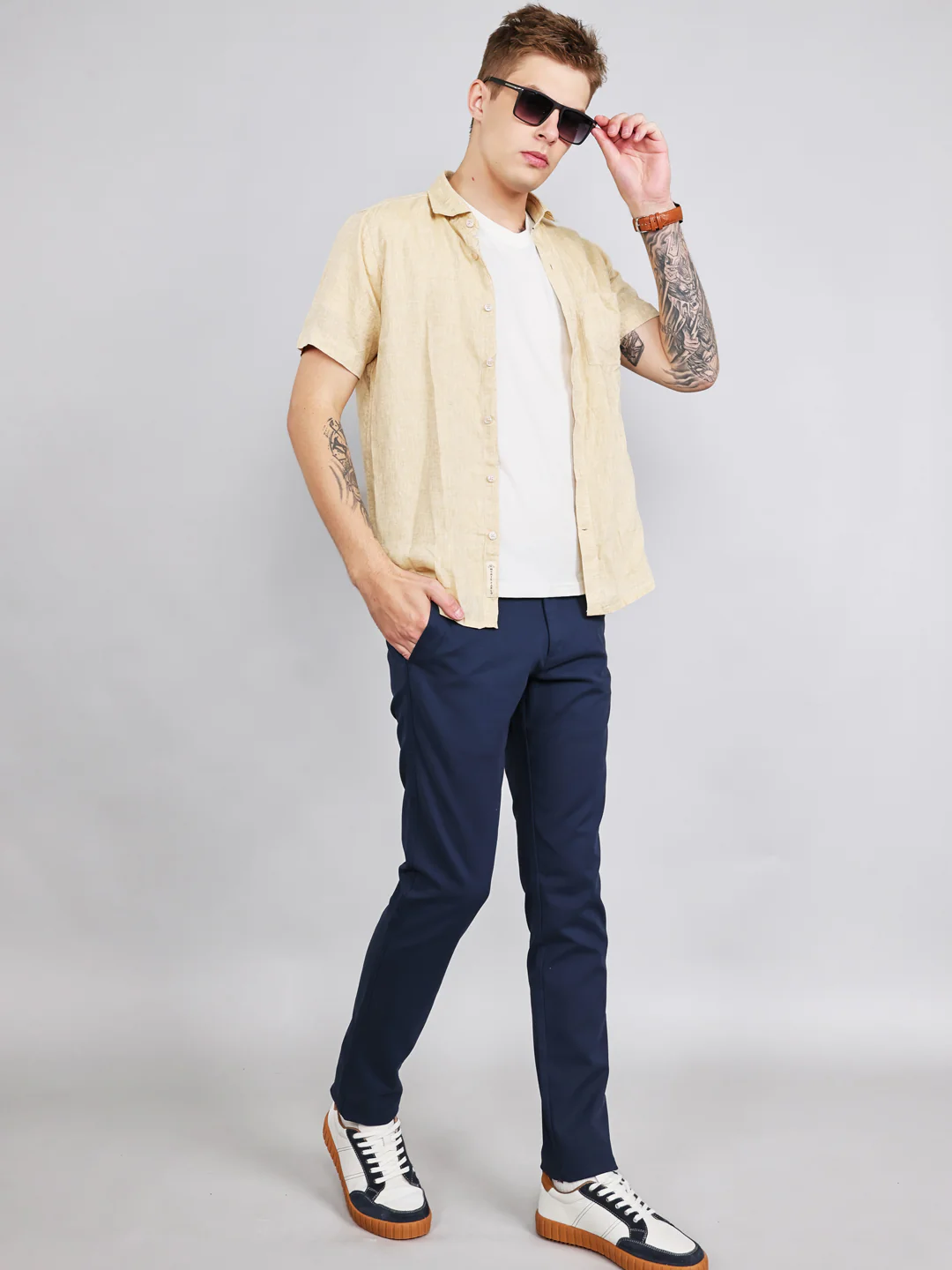 Men Navy Blue Solid Slim Fit Trouser - Image 6