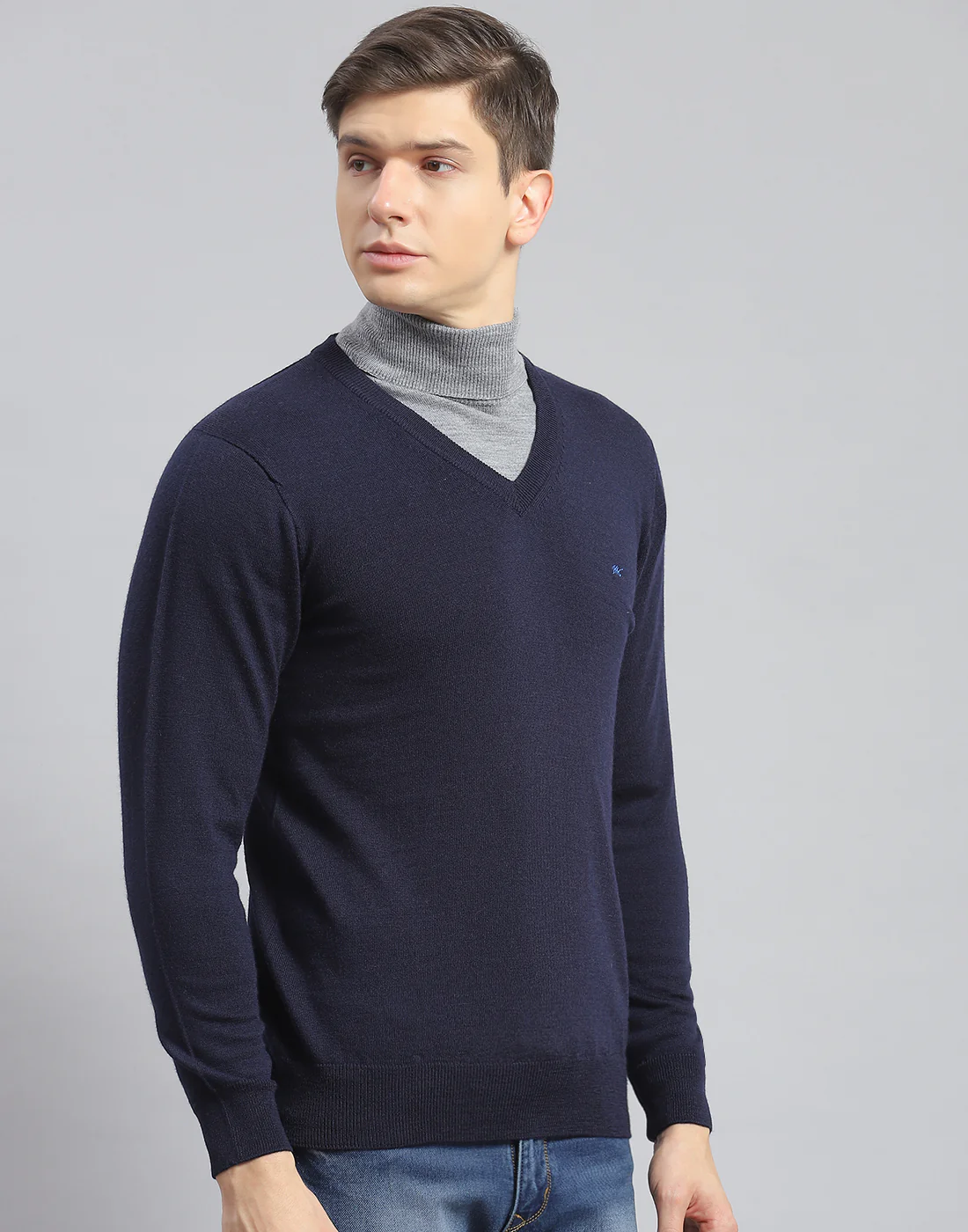 Men Navy Blue Solid V Neck Full Sleeve Pullover - Image 4