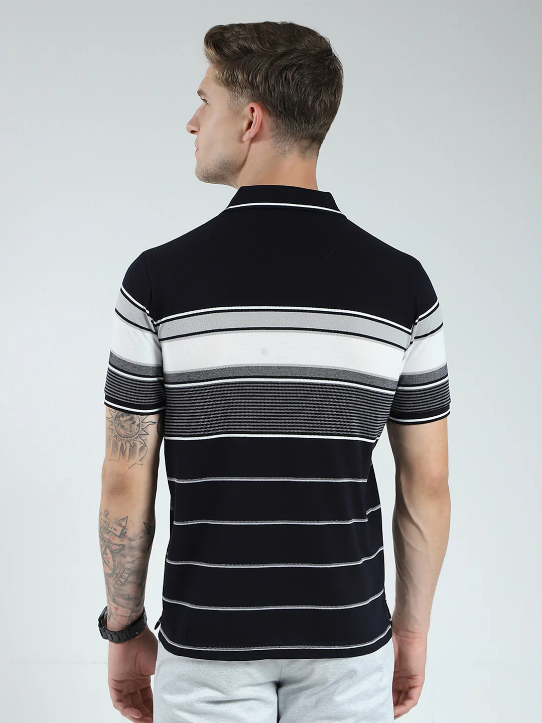 Men Navy Blue Stripe Collar Half Sleeve T-Shirt - Image 5