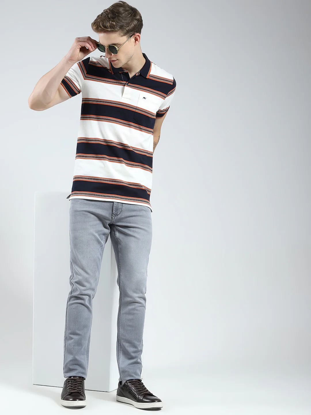 Men Navy Blue Stripe Collar Half Sleeve T-Shirt - Image 2