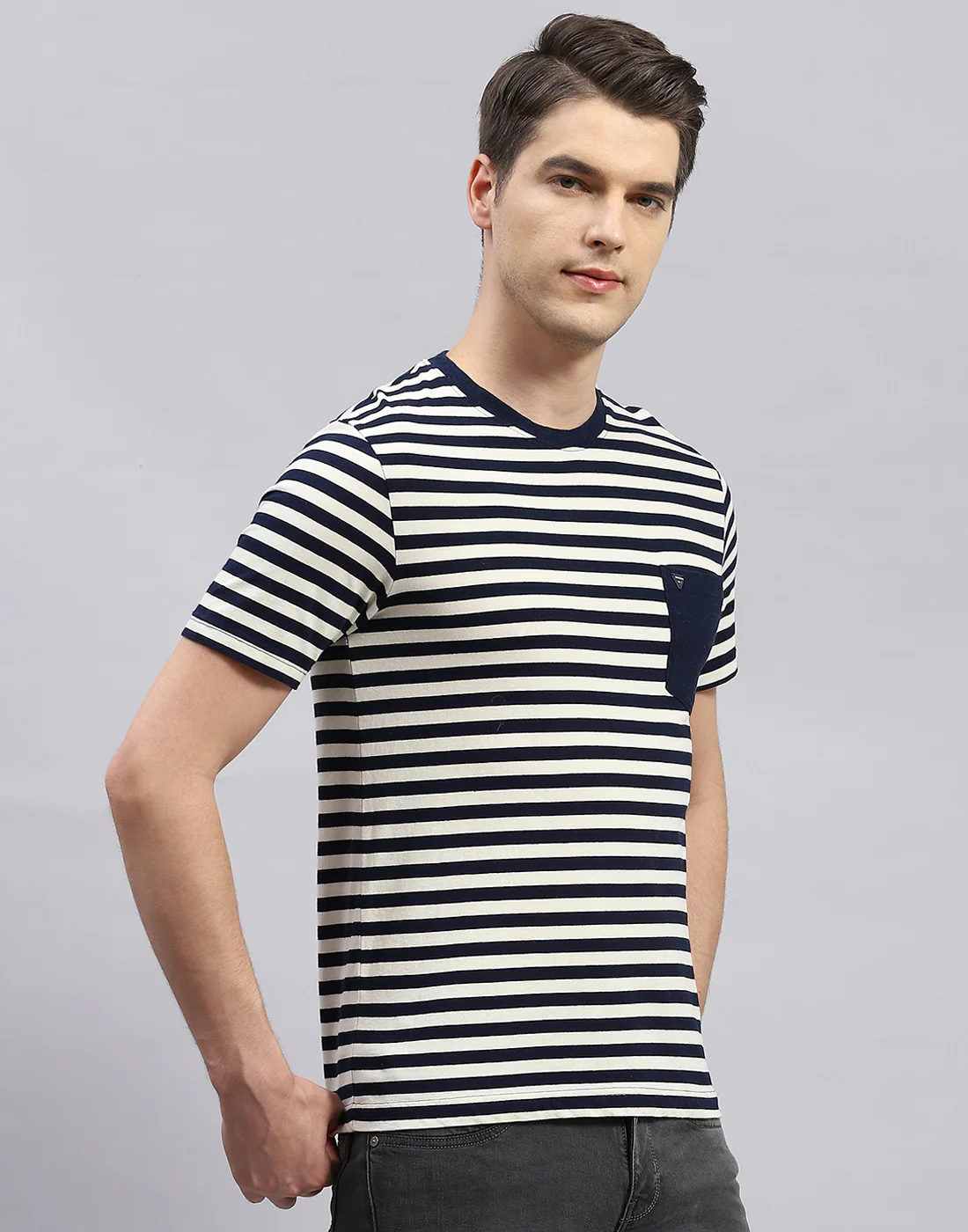 Men Navy Blue Stripe Round Neck Half Sleeve T-Shirt - Image 5