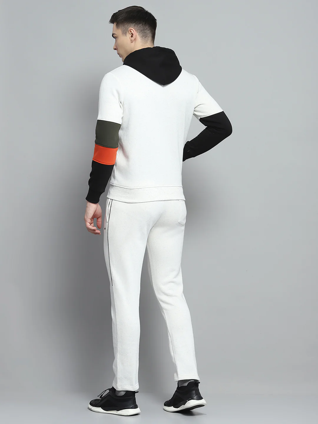 Men Off White & Black Printed Hooded Full Sleeve Winter Tracksuit - Image 5