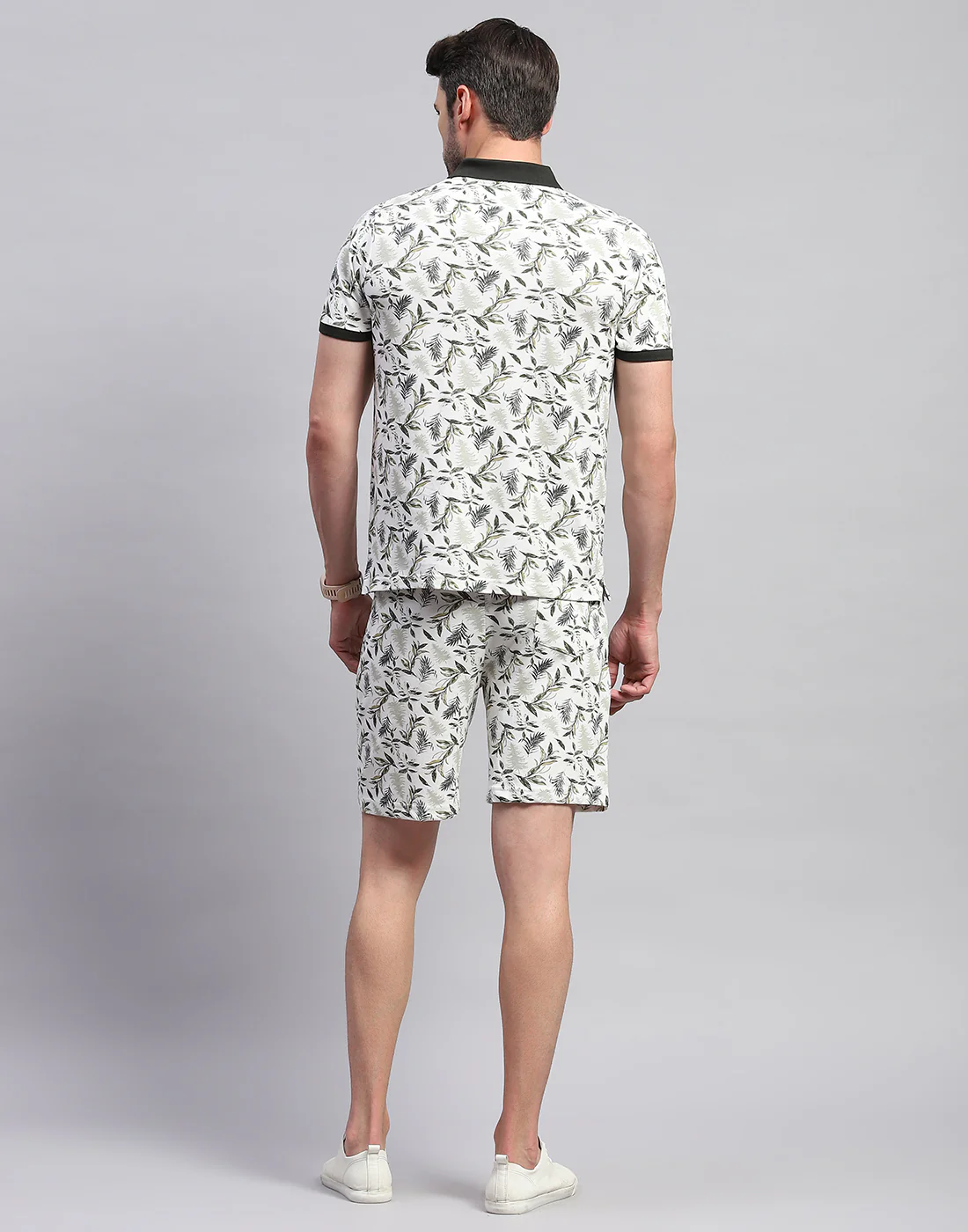 Men Off White Floral Print Polo Collar Half Sleeve Bermuda Set - Image 5