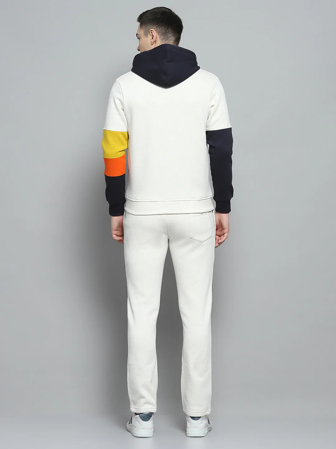 Men Off White & Navy Blue Printed Hooded Full Sleeve Winter Tracksuit - Image 5