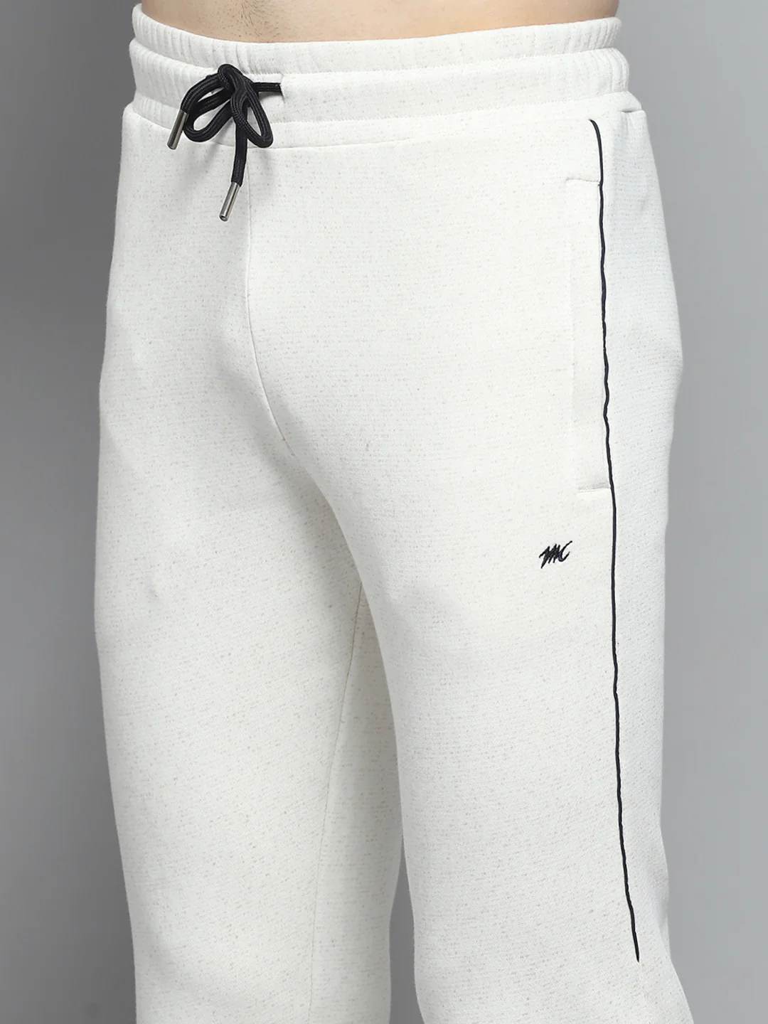 Men Off White & Navy Blue Printed Hooded Full Sleeve Winter Tracksuit - Image 8