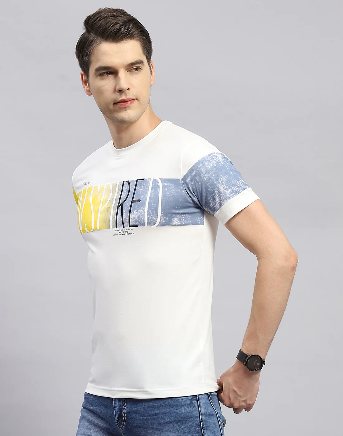 Men Off White Printed Round Neck Half Sleeve T-Shirt - Image 3