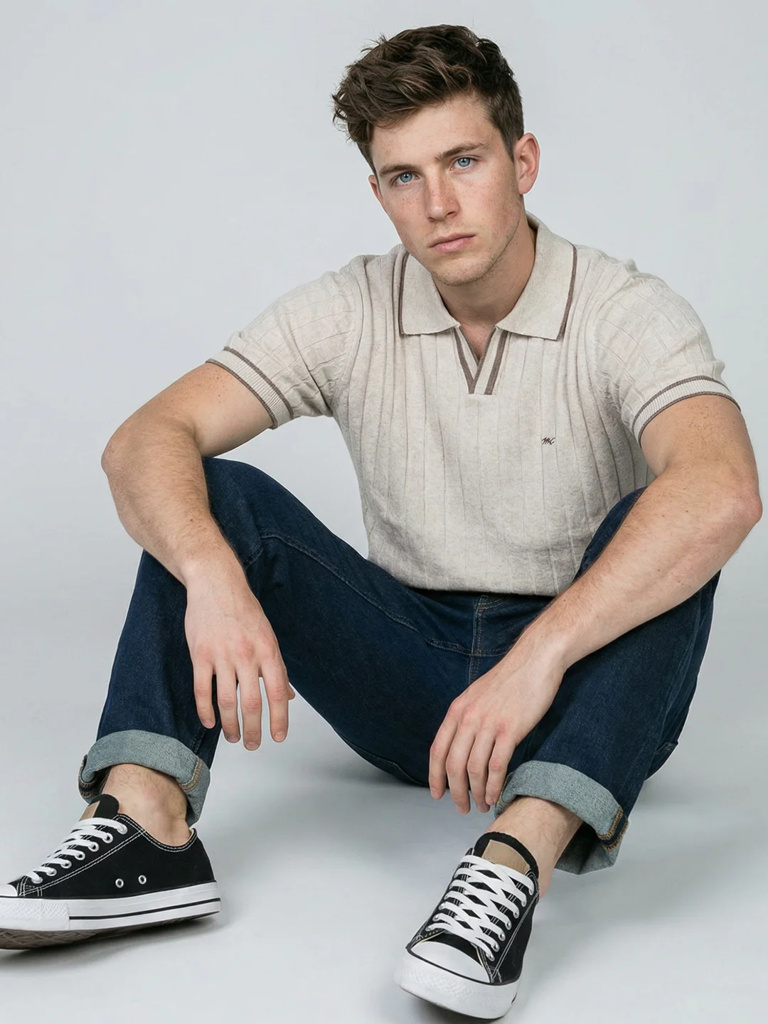 Men Off White Self Design Collar Half Sleeve T-Shirt - Image 5