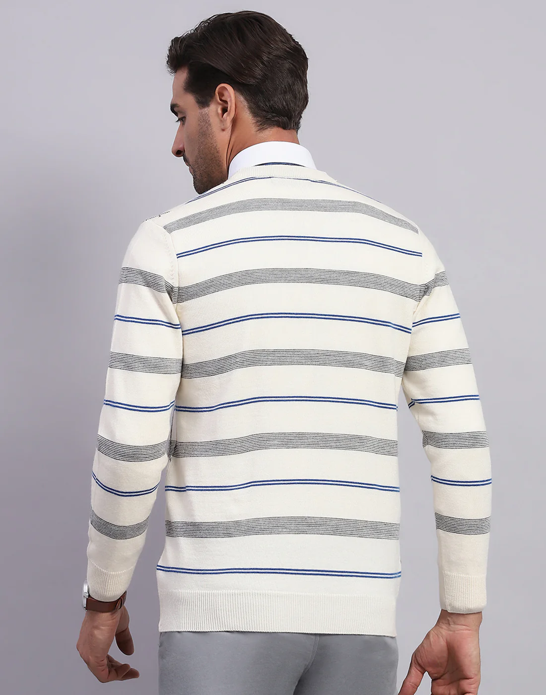 Men Off White Self Design V Neck Full Sleeve Pullover - Image 5