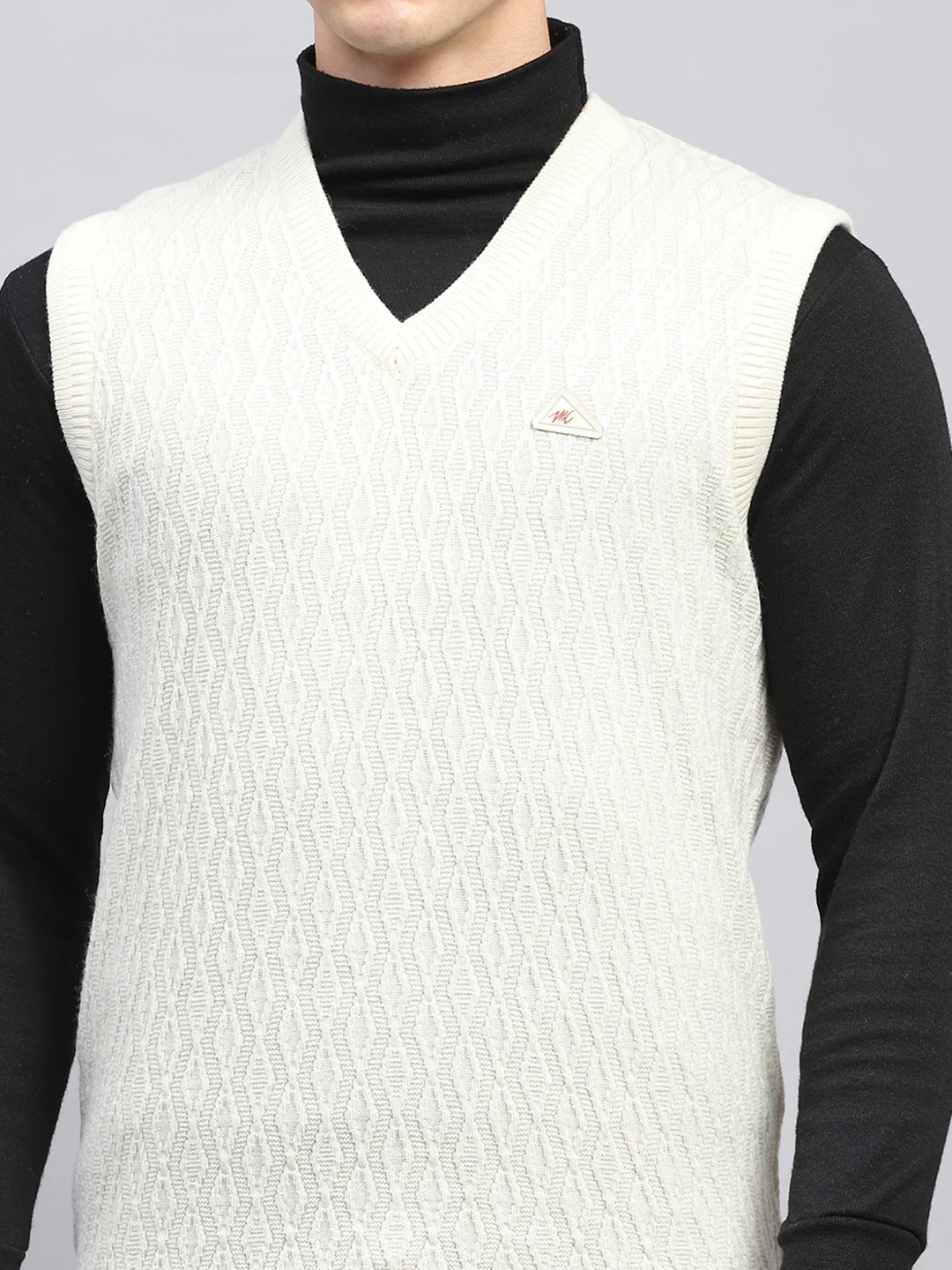 Men Off White Self Design V Neck Sleeveless Sweater - Image 6