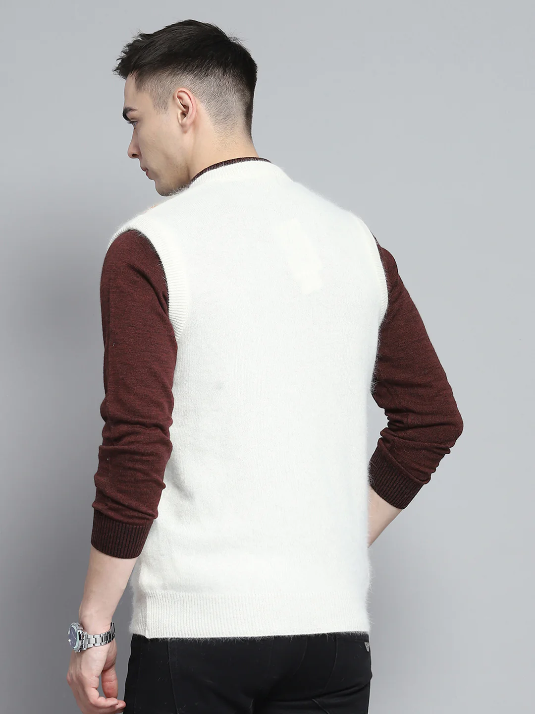 Men Off White Self Design V Neck Sleeveless Sweater - Image 5