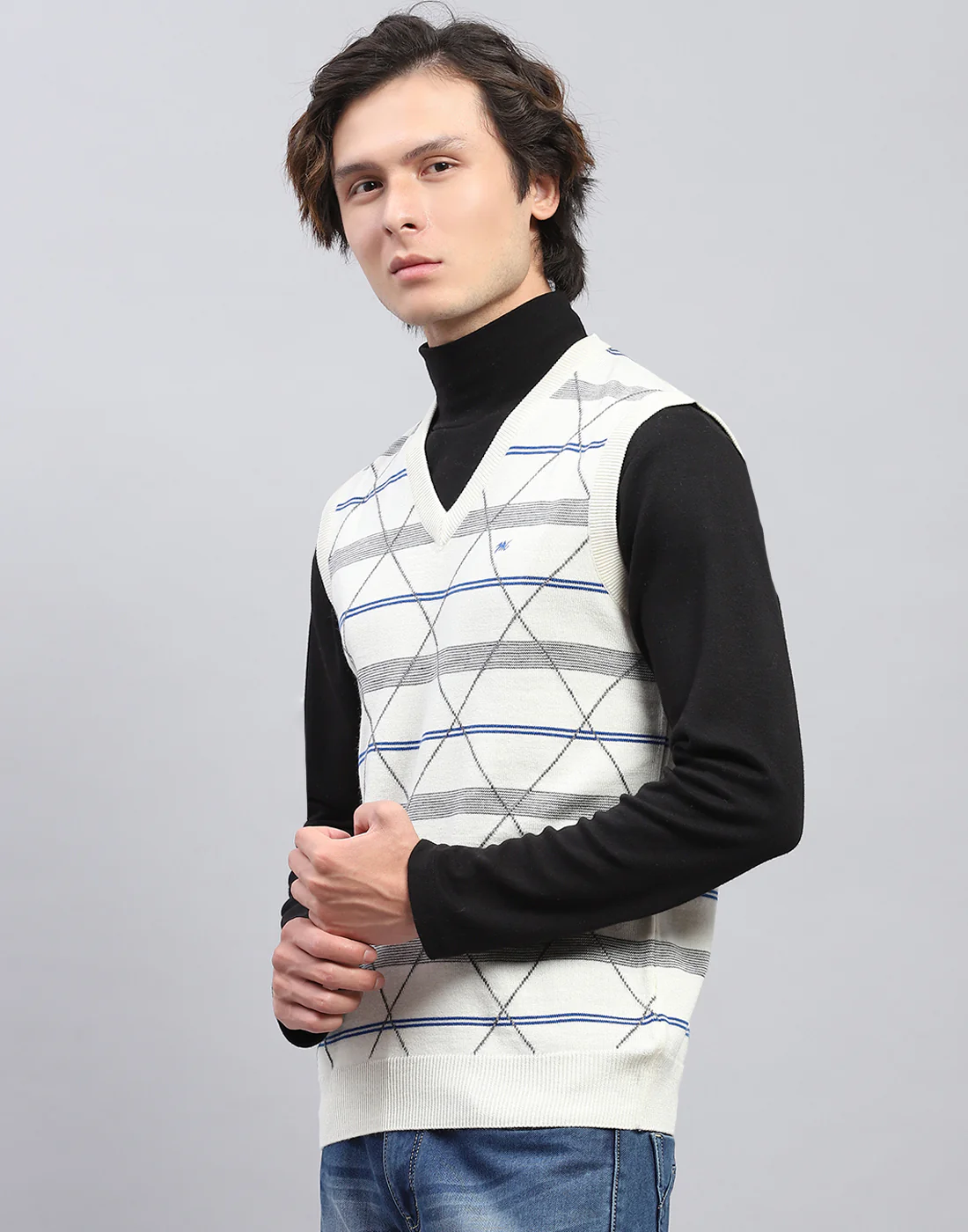 Men Off White Self Design V Neck Sleeveless Sweater - Image 3