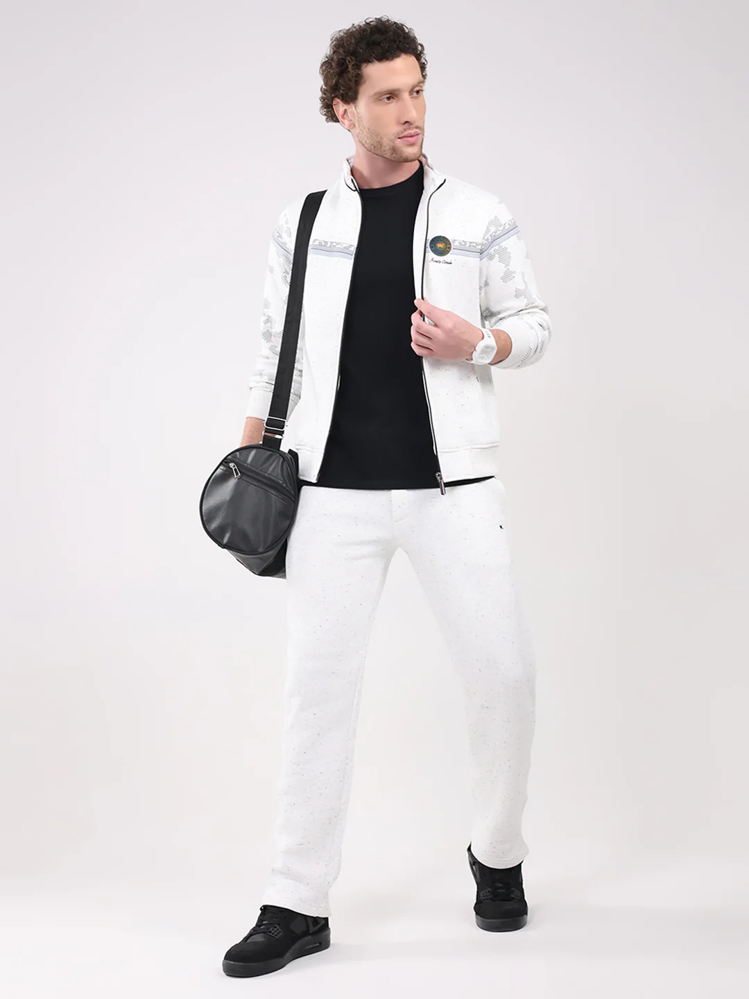 Men Off White Solid Collar Full Sleeve Winter Tracksuit - Image 2