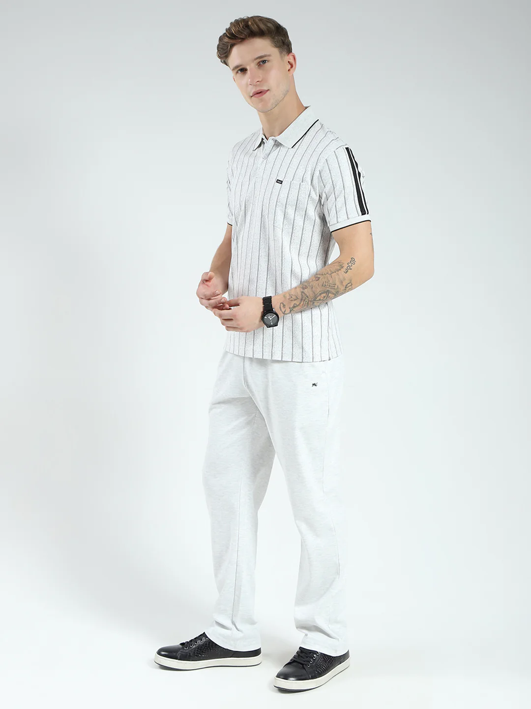 Men Off White Solid Collar Half Sleeve Lower Set - Image 3