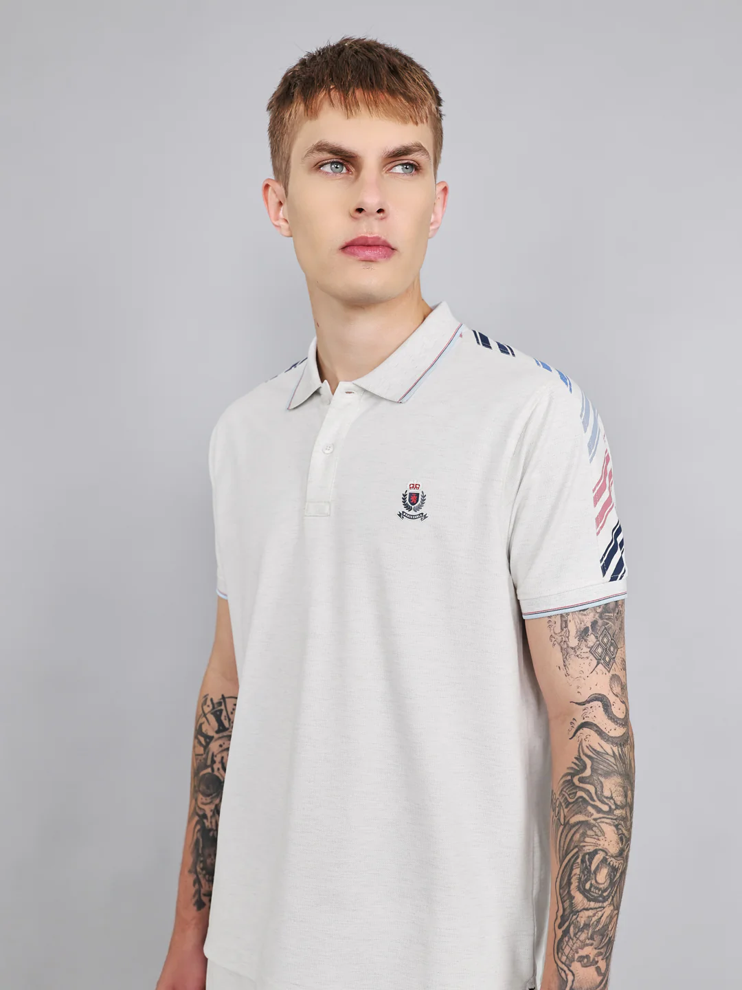 Men Off White Solid Collar Half Sleeve Lower Set - Image 5