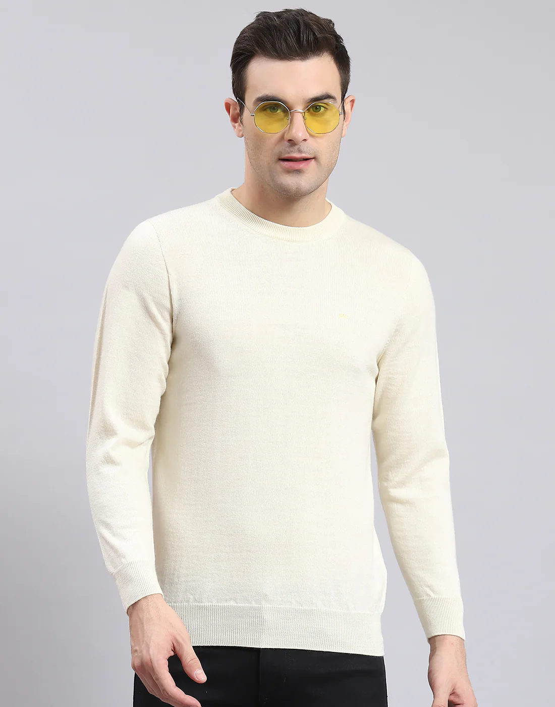 Men Off White Solid Round Neck Full Sleeve Sweater - Image 2