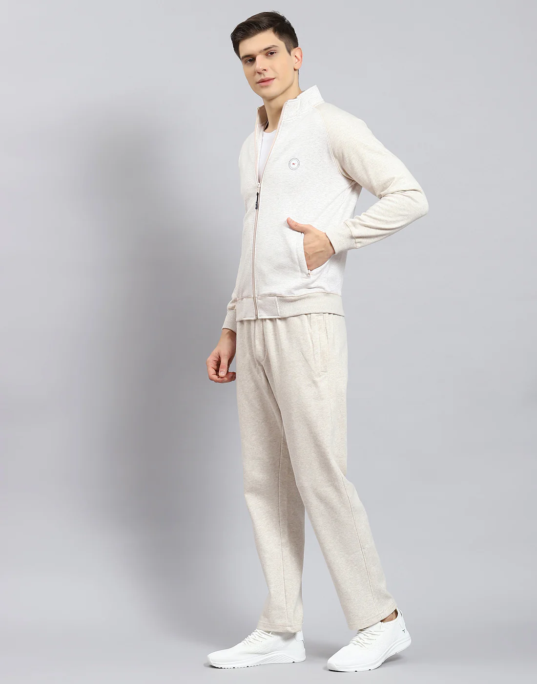 Men Off White Solid Stand Collar Full Sleeve Tracksuit - Image 4