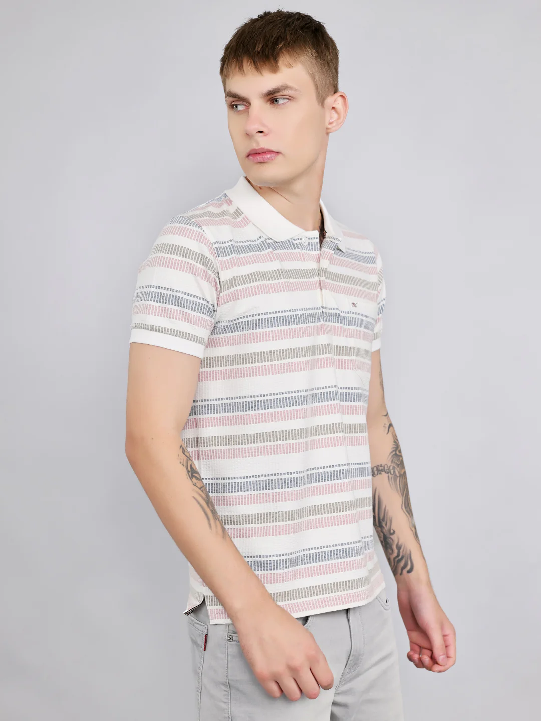 Men Off White Stripe Collar Half Sleeve T-Shirt - Image 3