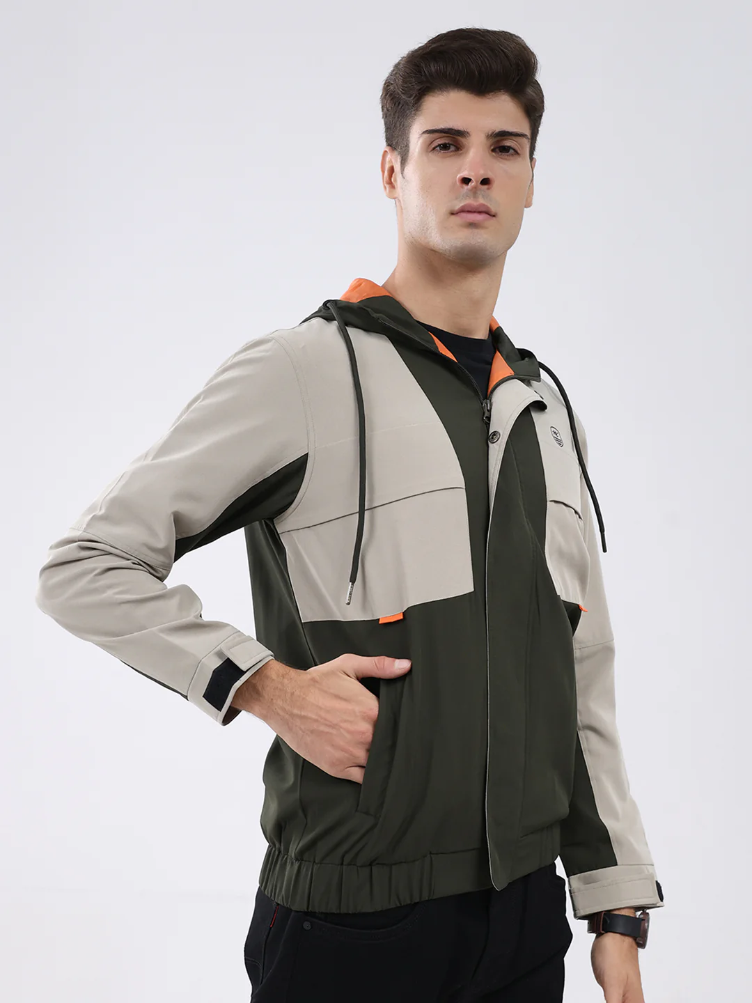 Men Olive Colourblocked Hooded Full Sleeve Jacket - Image 4