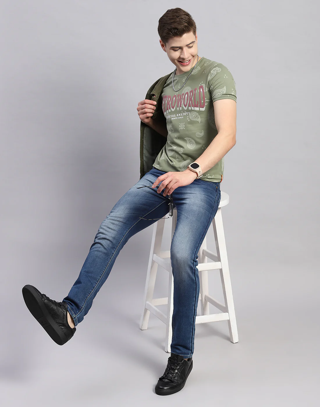 Men Olive Floral Print Collar Half Sleeve T-Shirt - Image 6