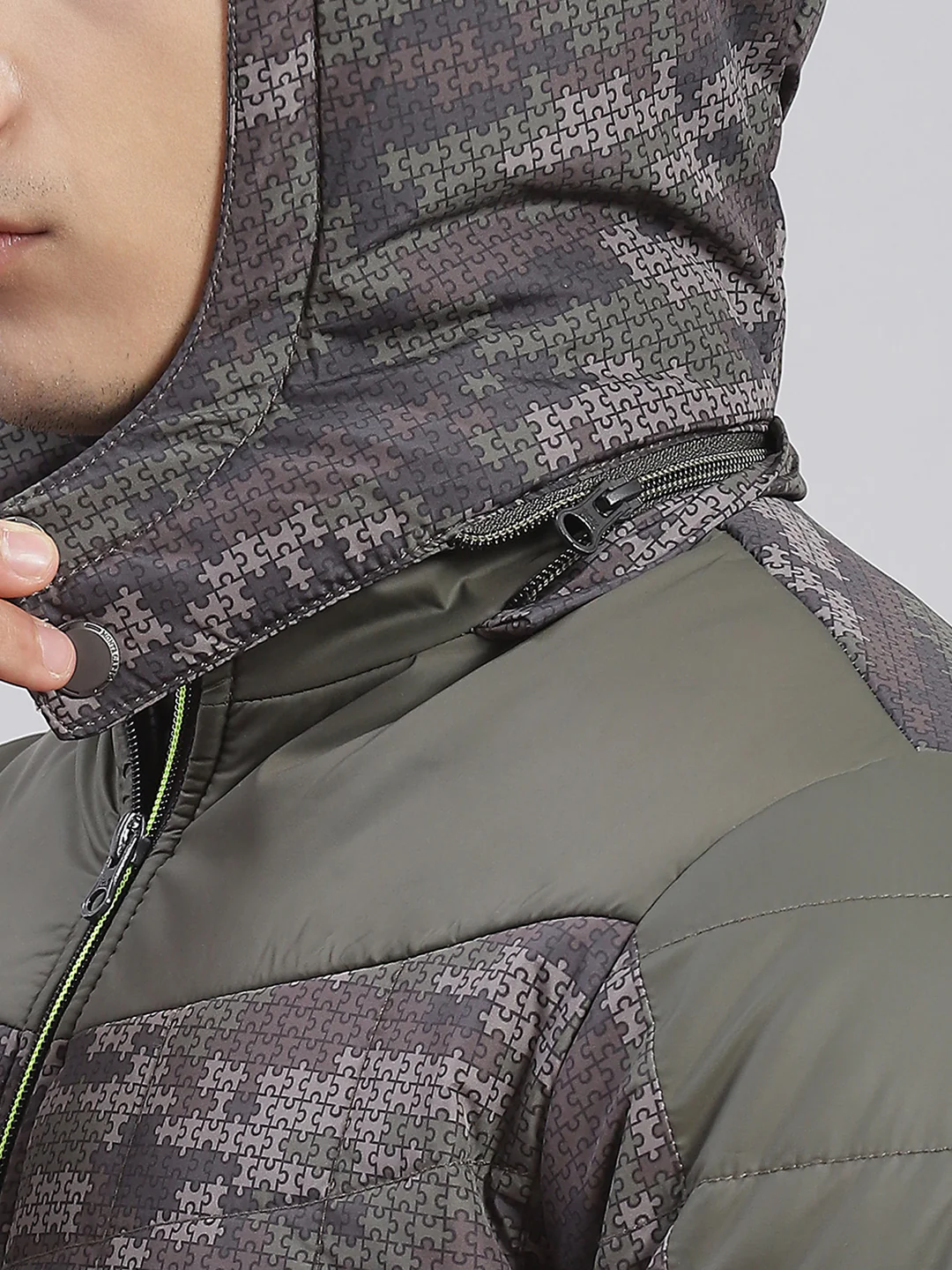 Men Olive Printed Hooded Full Sleeve Jackets - Image 9