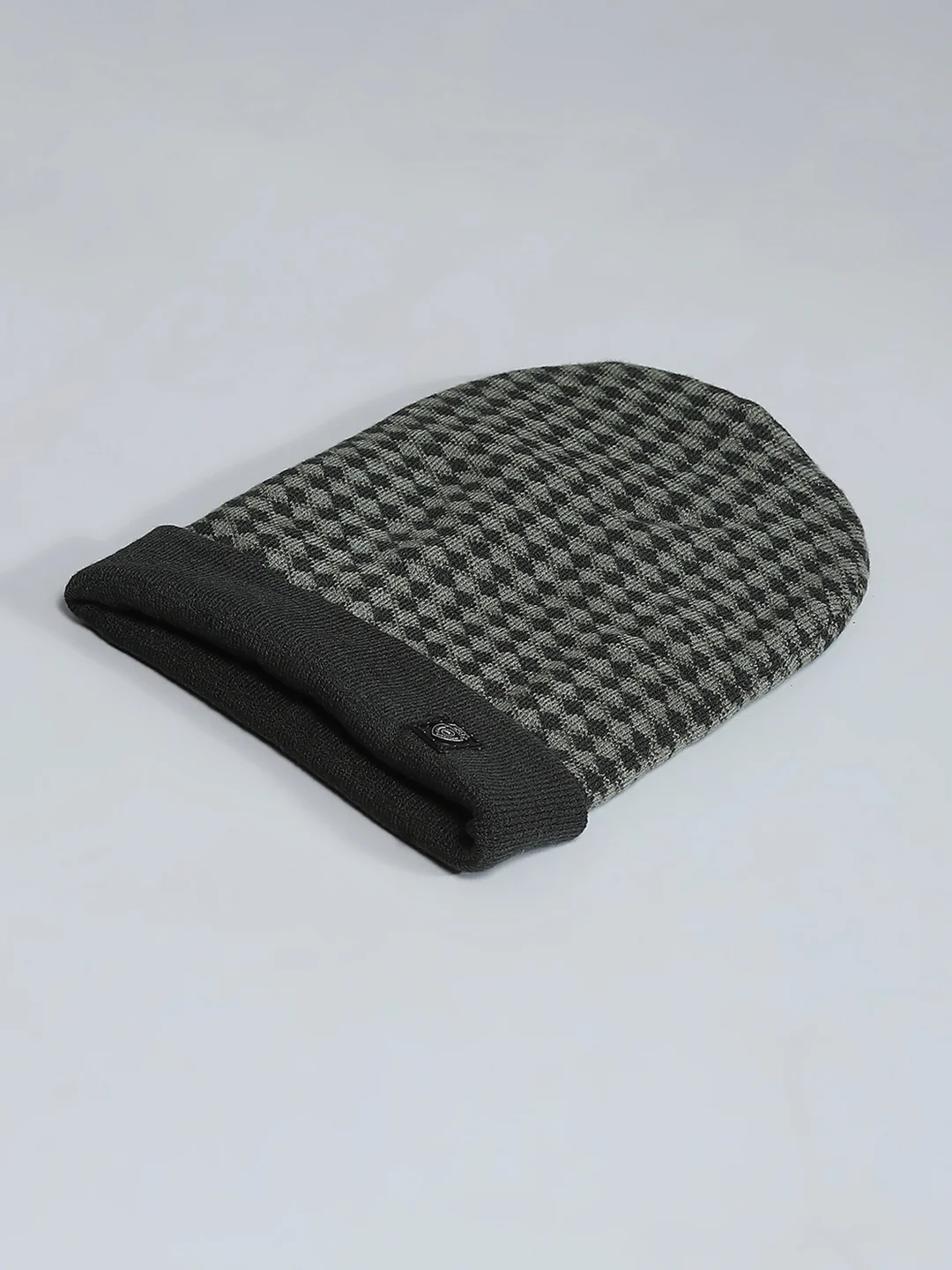 Men Olive Self Design Cap - Image 6