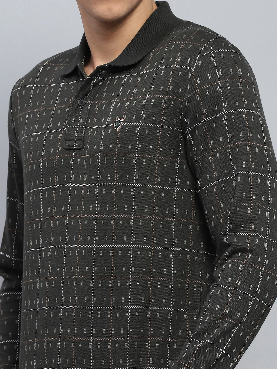 Men Olive Self Design Collar Full Sleeve Winter T-Shirt - Image 6