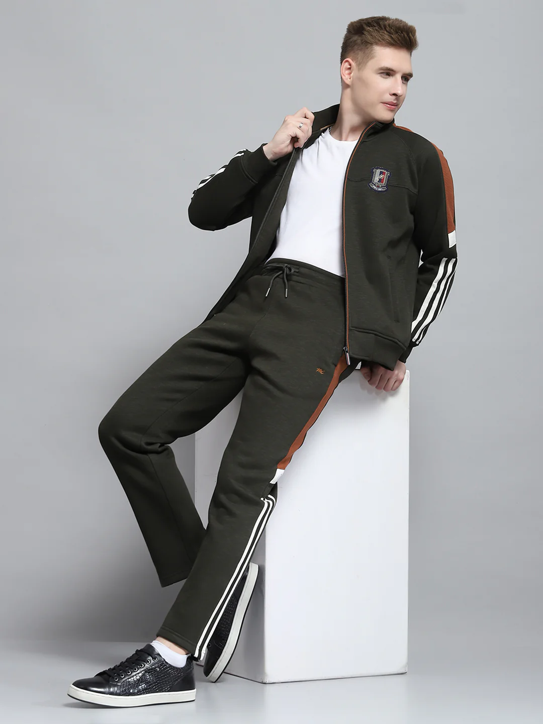 Men Olive Self Design Mock Neck Full Sleeve Winter Tracksuit - Image 2