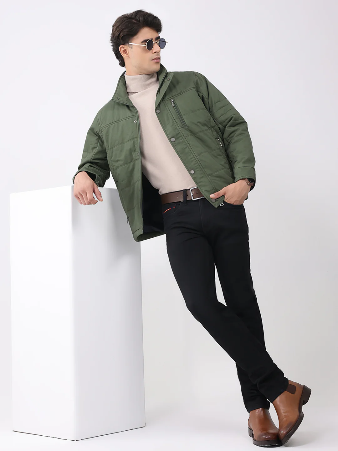 Men Olive Solid Collar Full Sleeve Jacket - Image 2