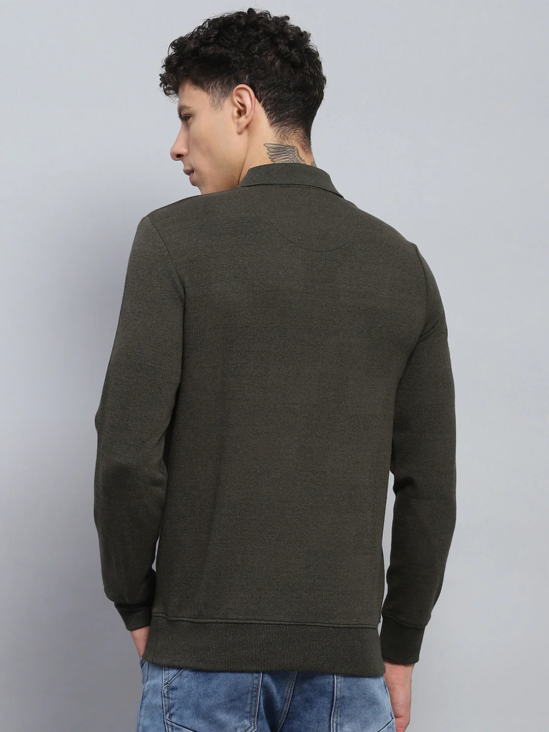 Men Olive Solid Collar Full Sleeve Winter T-Shirt - Image 5