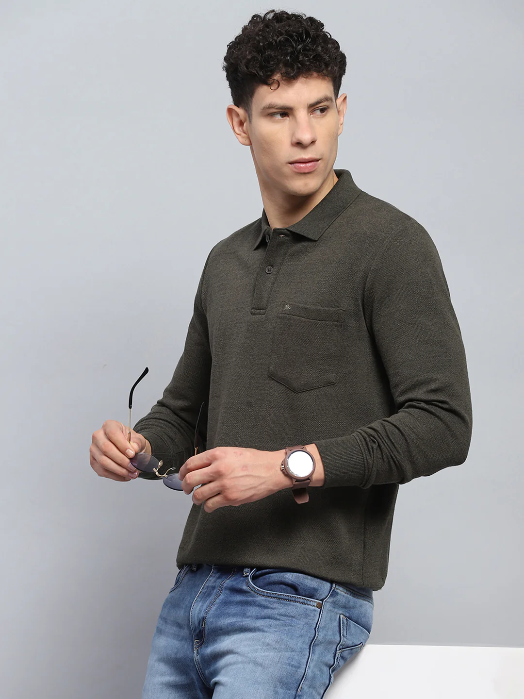 Men Olive Solid Collar Full Sleeve Winter T-Shirt - Image 6