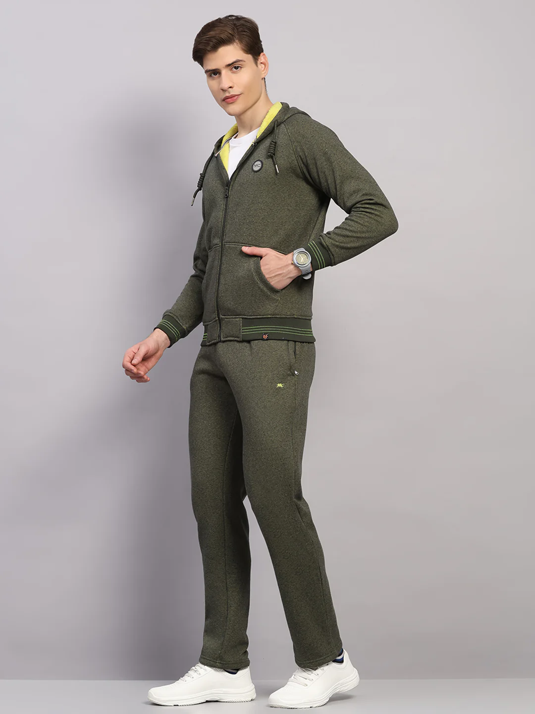 Men Olive Solid Collar Full Sleeve Winter Tracksuit - Image 3