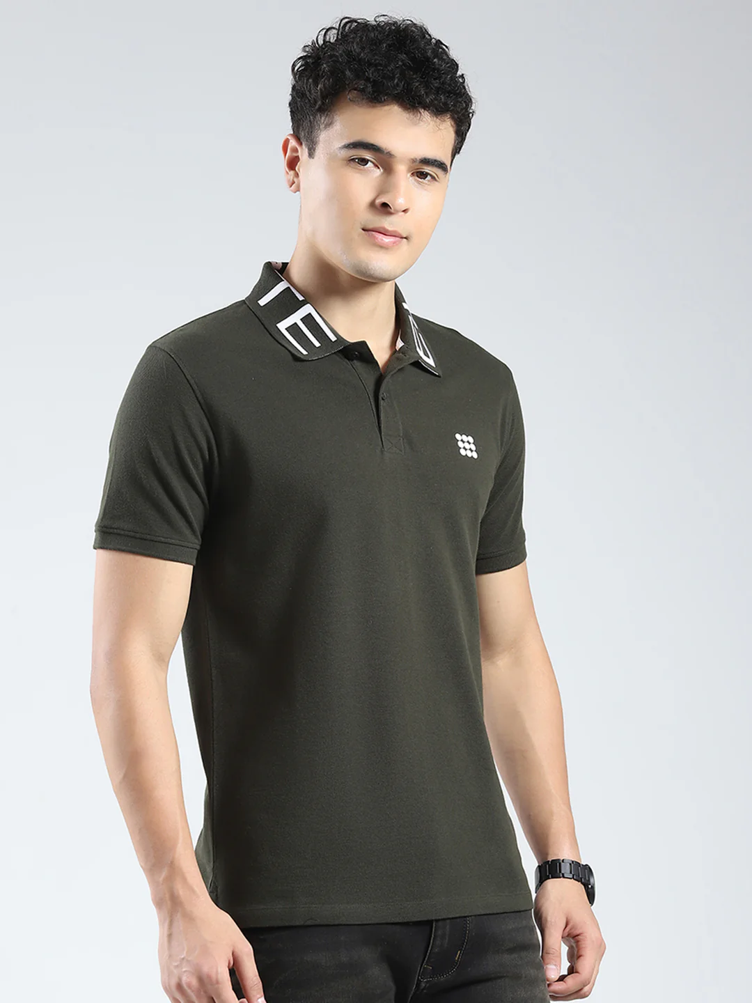 Rock.it Men Olive Solid Collar Half Sleeve T-Shirt - Image 4
