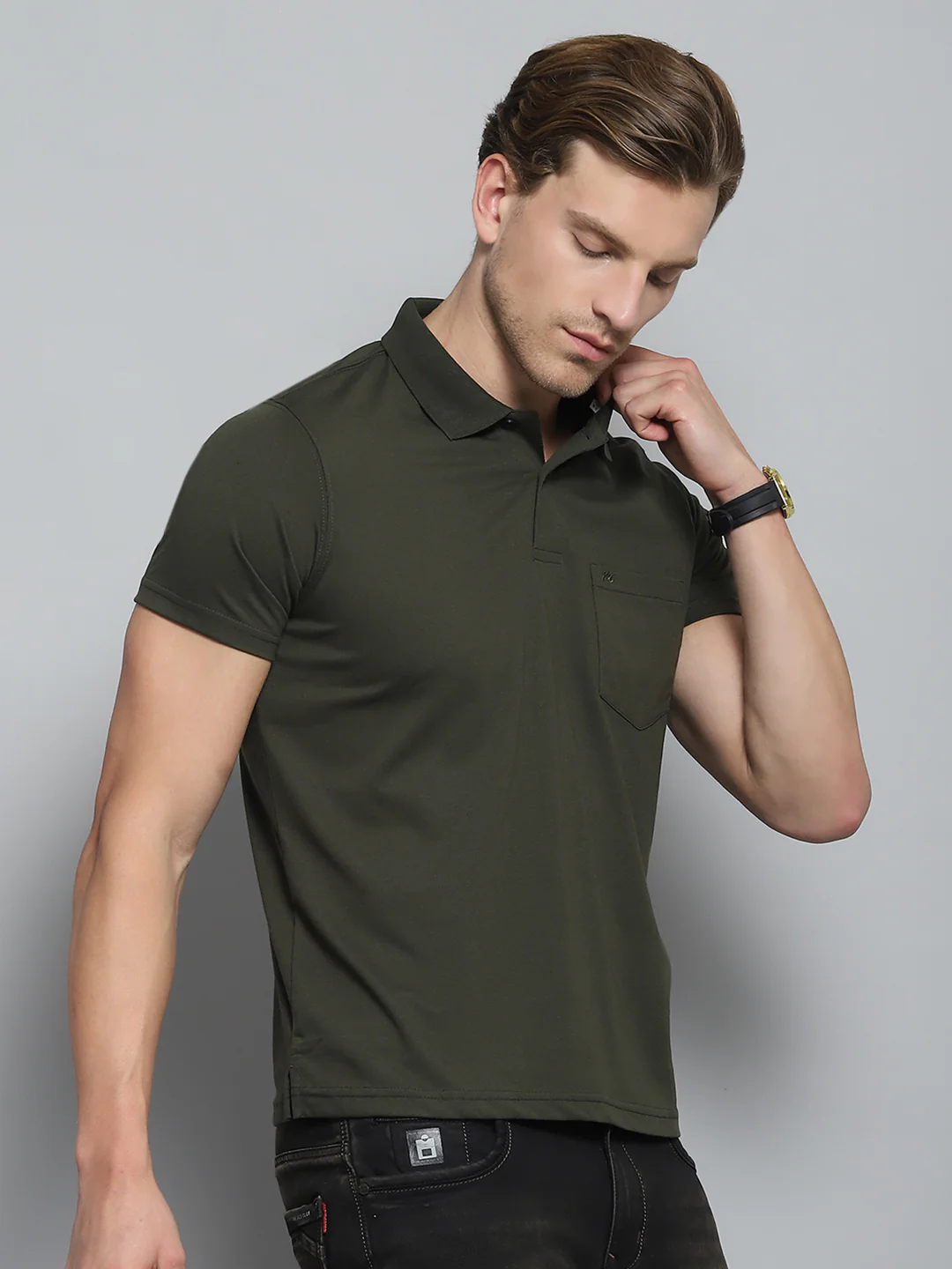 Men Olive Solid Collar Half Sleeve T-Shirt - Image 4