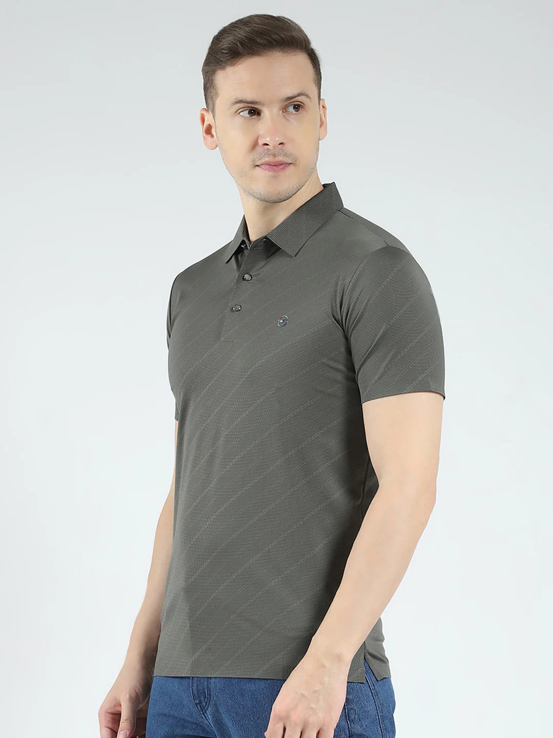 Men Olive Solid Collar Half Sleeve T-Shirt - Image 3