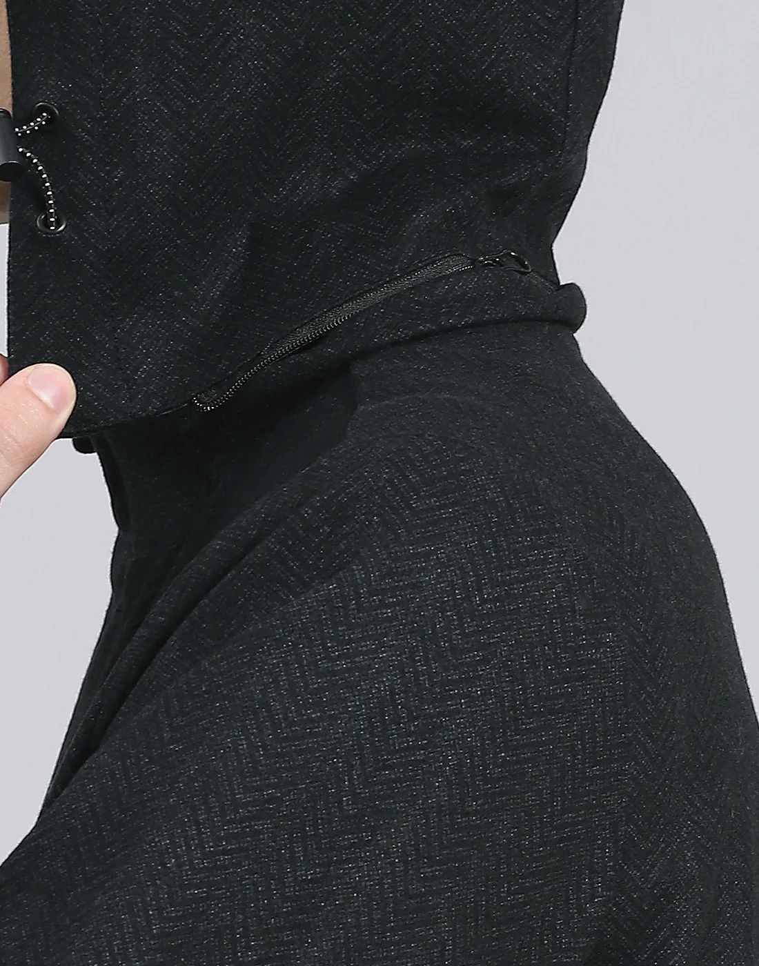 Men Olive Solid Hooded Full Sleeve Jacket - Image 7