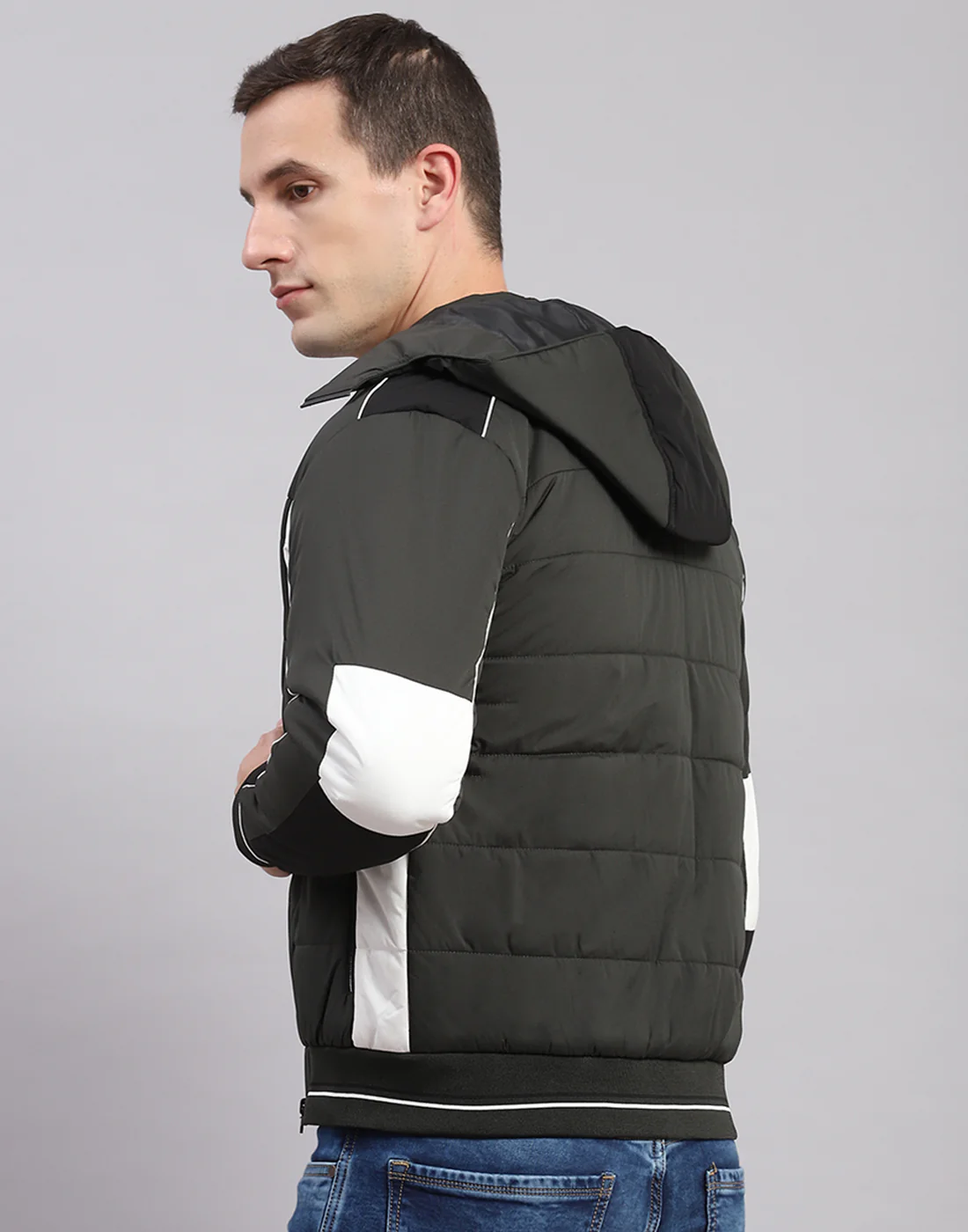 Men Olive Solid Hooded Full Sleeve Jackets - Image 5
