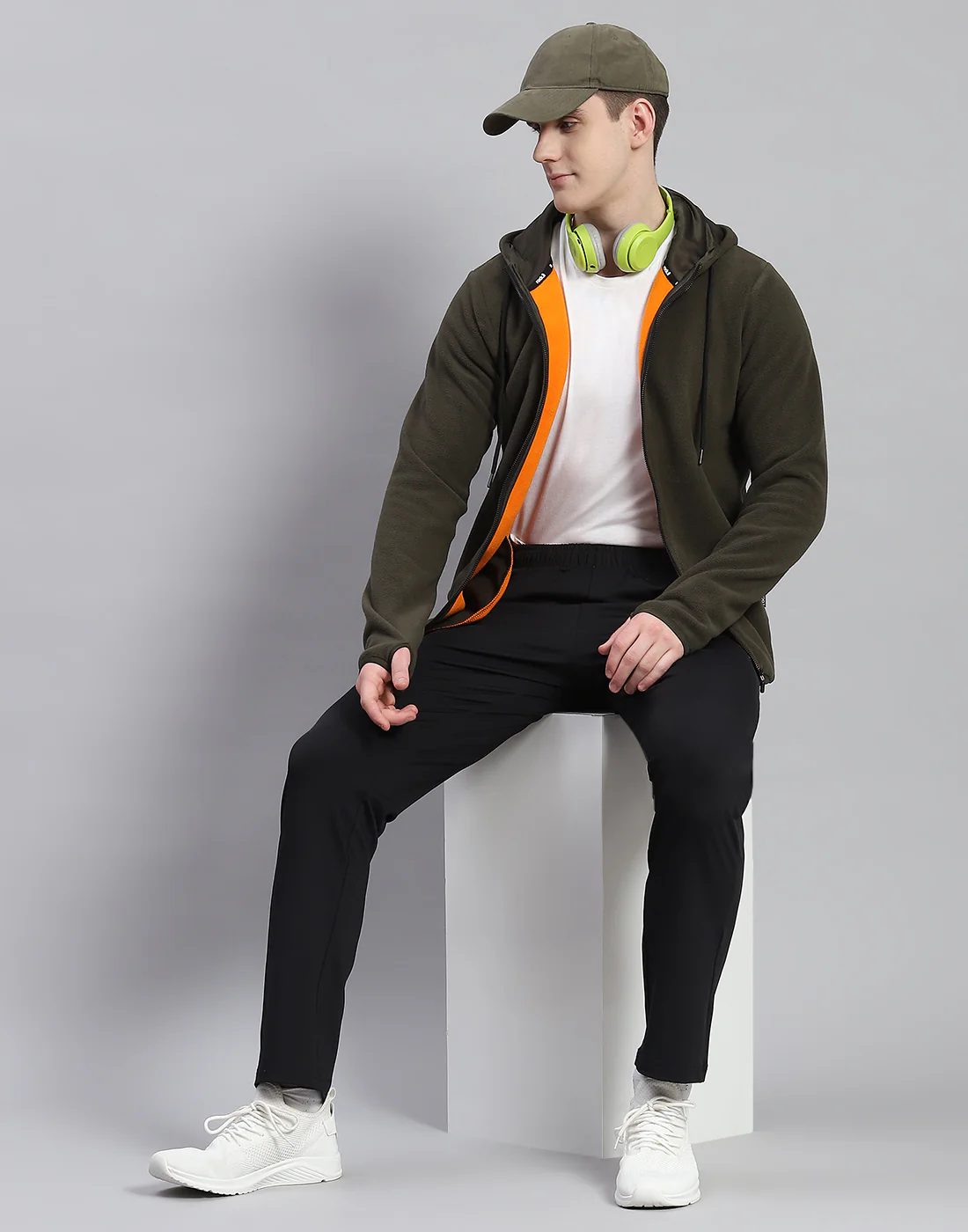Rock.it Men Olive Solid Hooded Full Sleeve Sweatshirt - Image 3