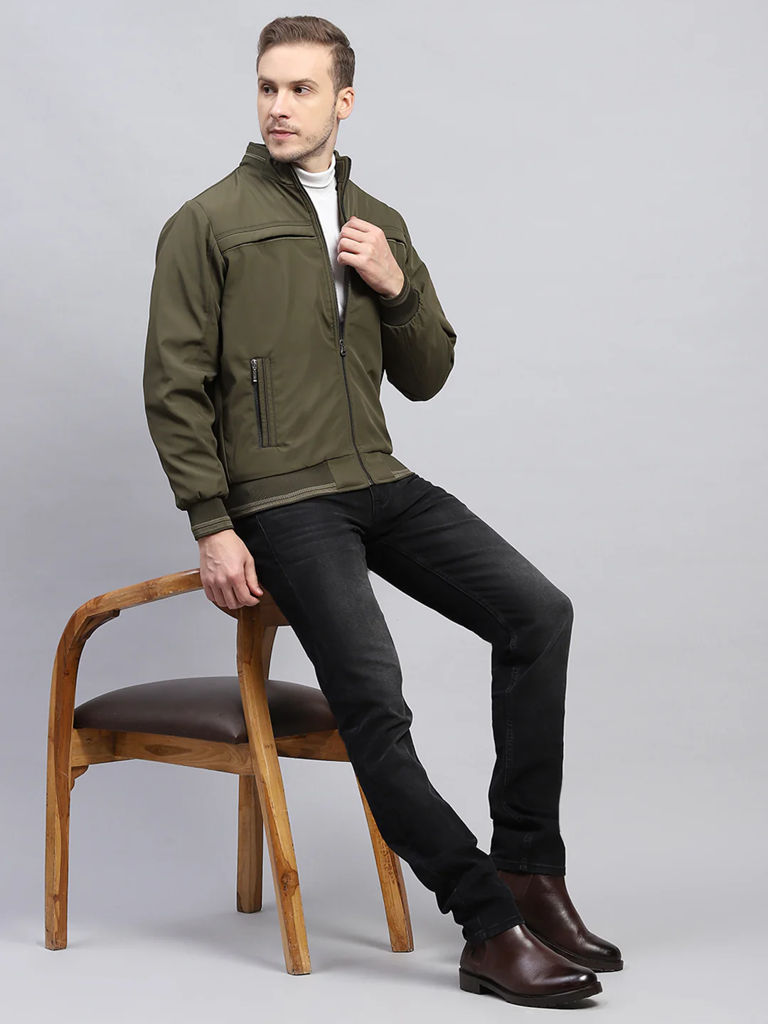Men Olive Solid Mock Neck Full Sleeve Jacket - Image 2
