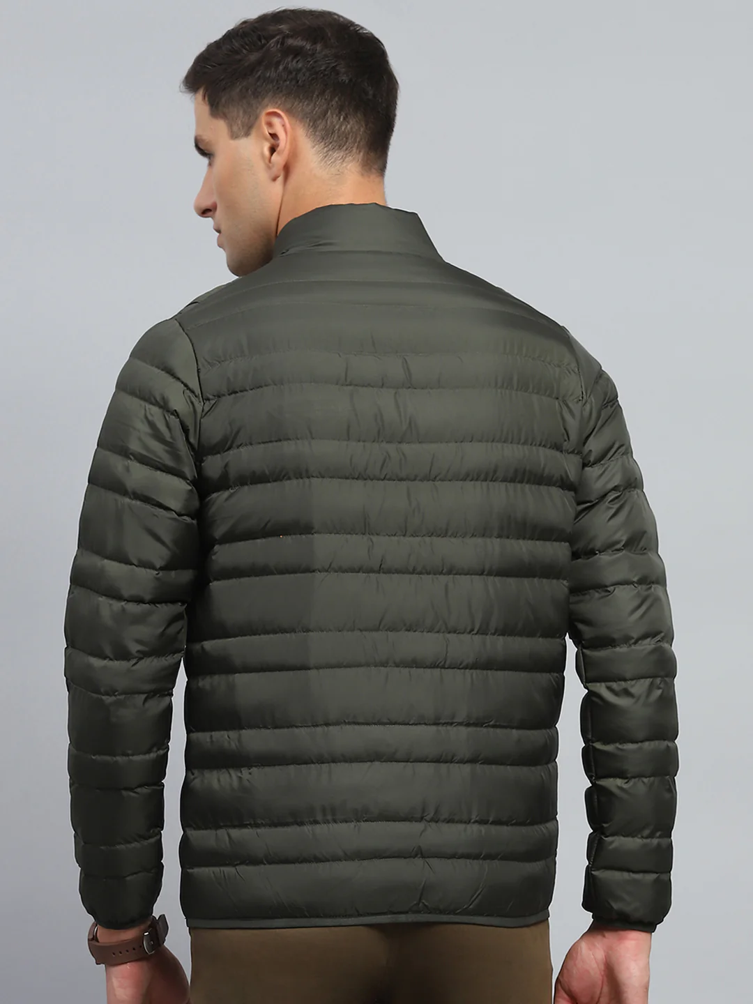 Men Olive Solid Mock Neck Full Sleeve Jacket - Image 5