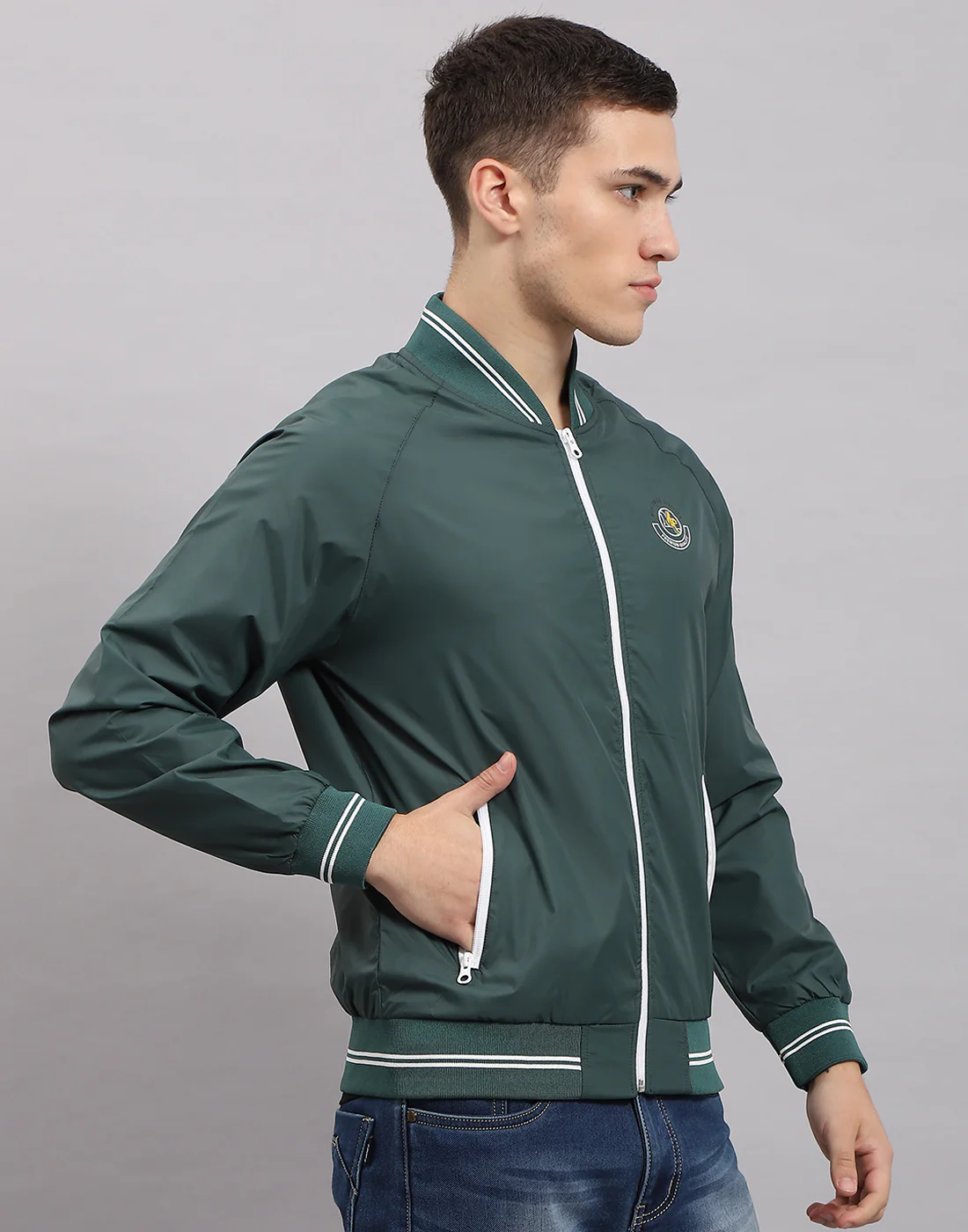 Men Olive Solid Mock Neck Full Sleeve Jacket - Image 4