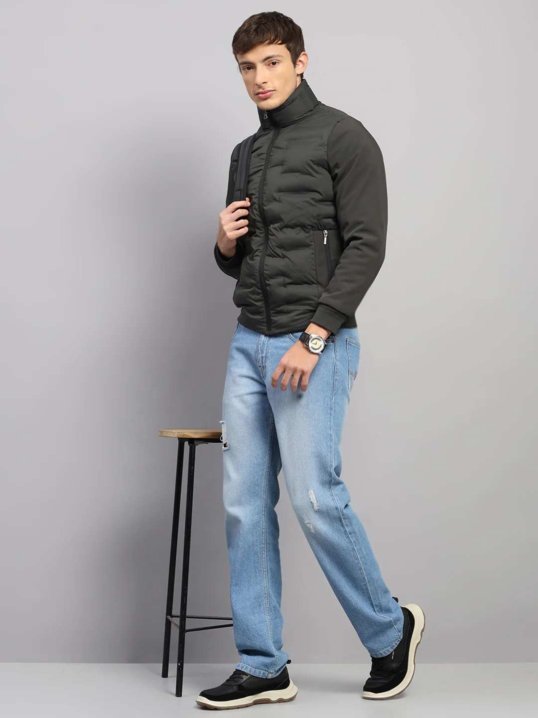 Men Olive Solid Mock Neck Full Sleeve Jacket - Image 2
