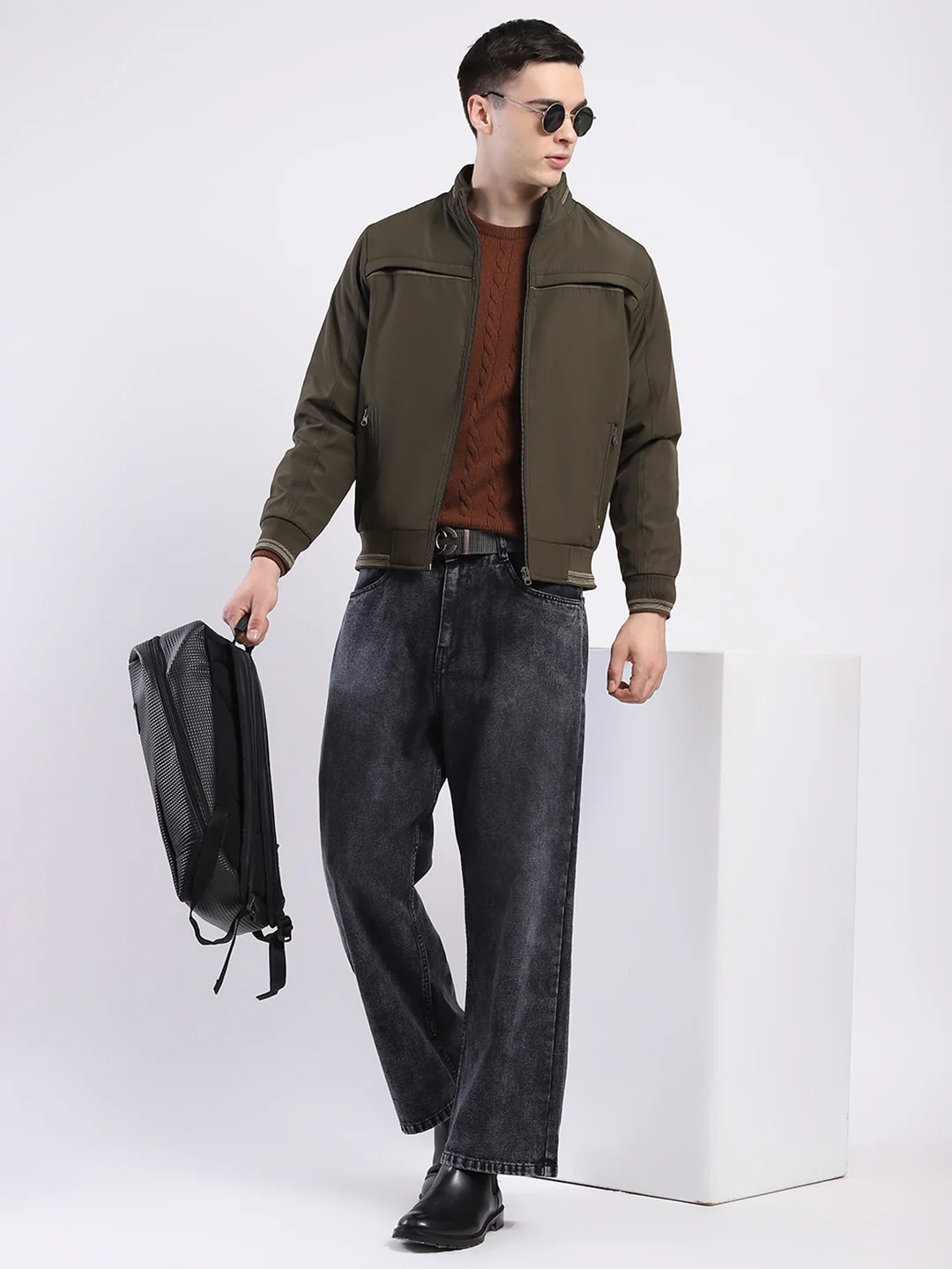 Men Olive Solid Mock Neck Full Sleeve Jacket - Image 2