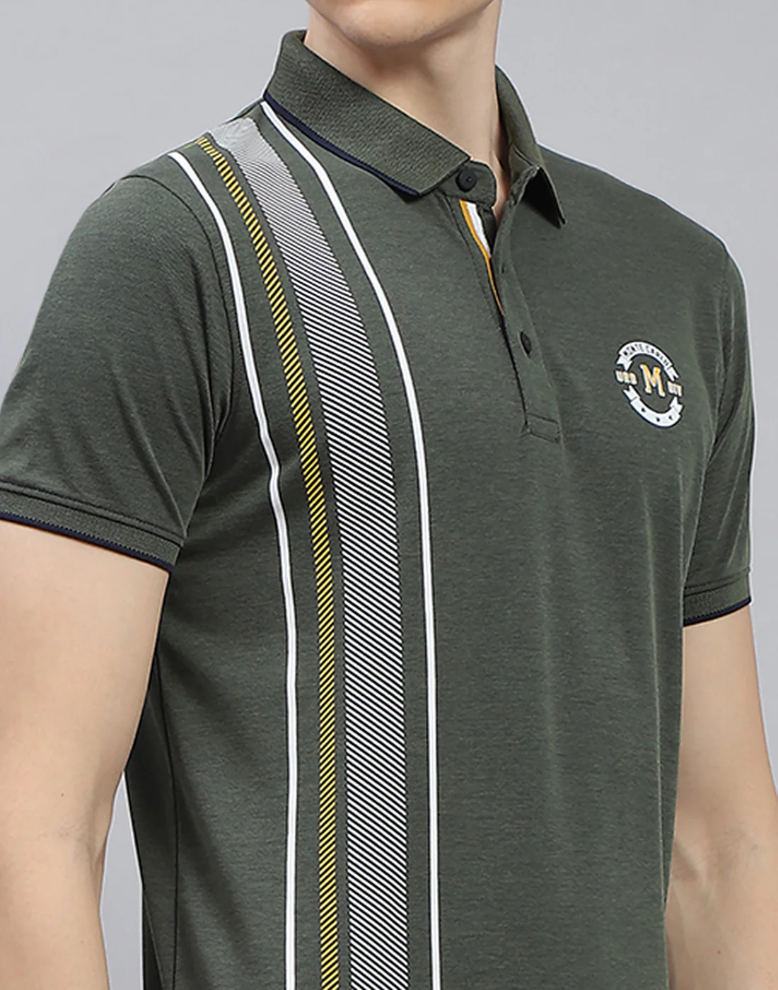 Men Olive Solid Polo Collar Half Sleeve T-Shirt - Image 6
