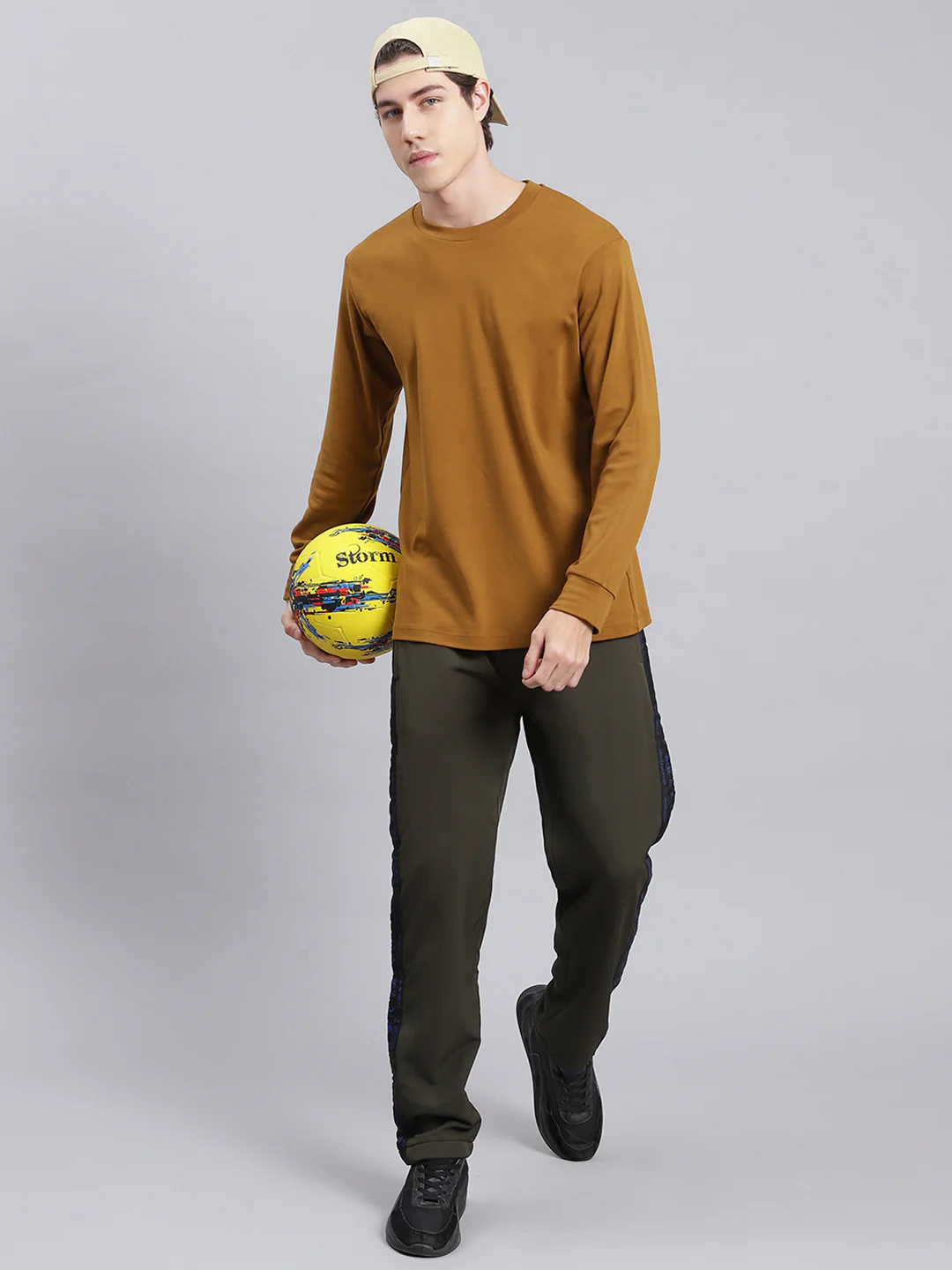 Men Olive Solid Polyester Blend Winter Lower - Image 2