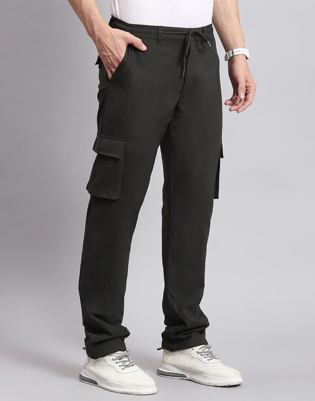 Men Olive Solid Regular Fit Winter Lower - Image 4