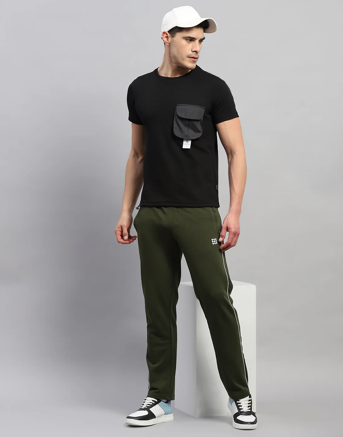 Rock.it Men Olive Solid Regular Fit Lower - Image 2