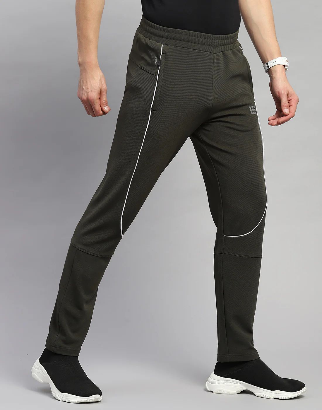 Rock.it Men Olive Solid Regular Fit Lower - Image 4