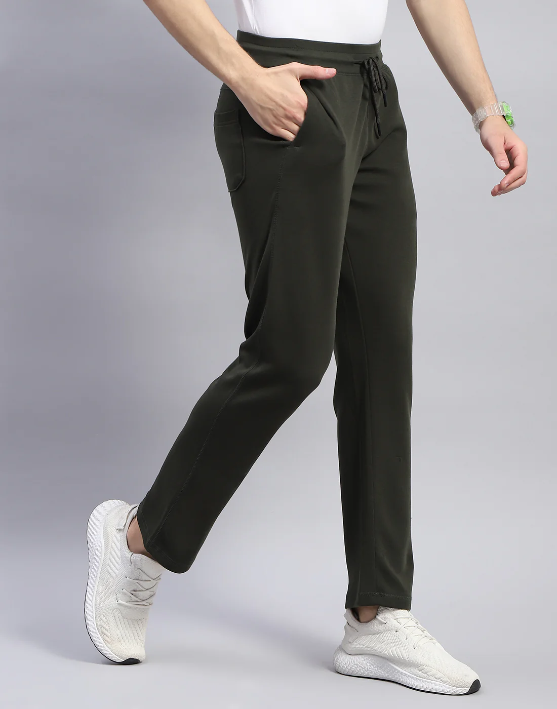 Men Olive Solid Regular Fit Lower - Image 4