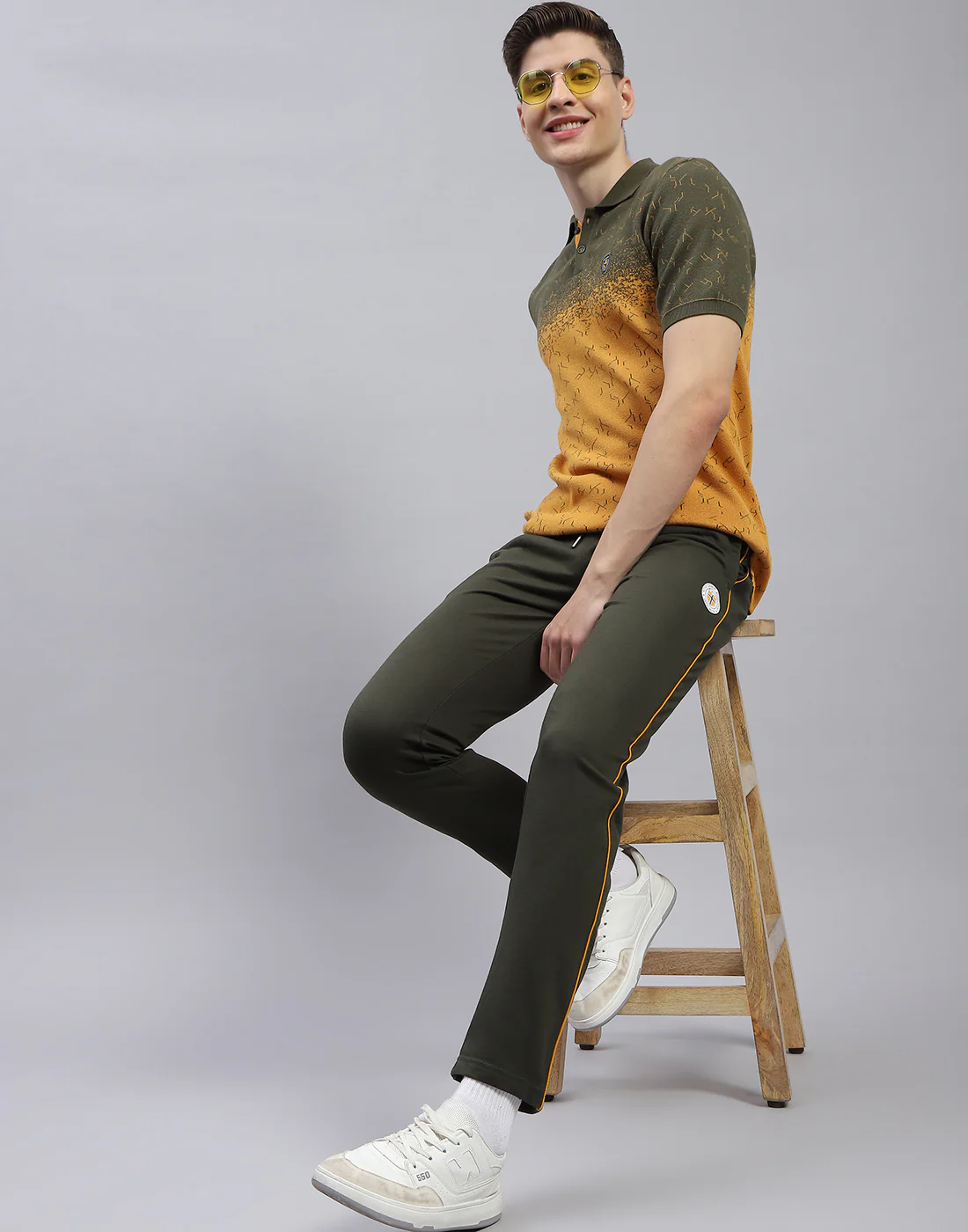 Men Olive Solid Regular Fit Lower - Image 2