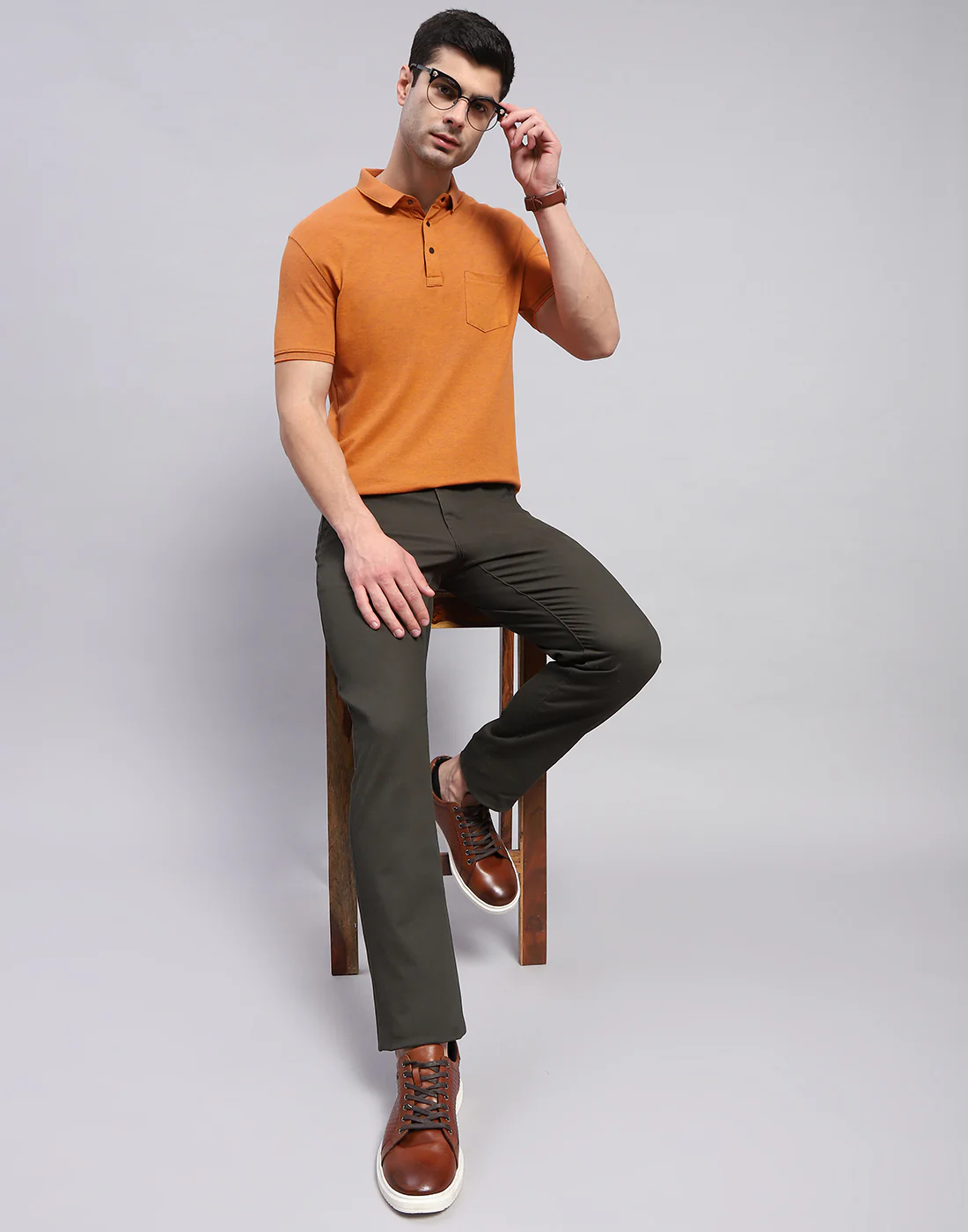 Men Olive Solid Regular Fit Trouser - Image 2